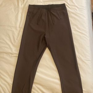 ALO YOGA leggings (matching bra also for sale)